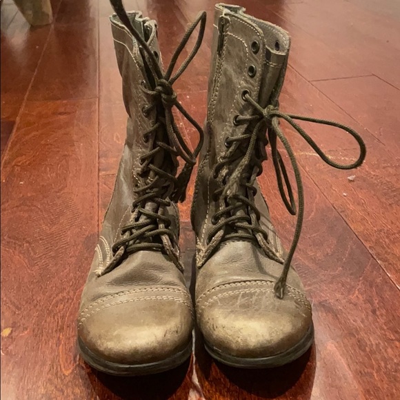 Distressed Steve Madden Combat Boots - Picture 2 of 3